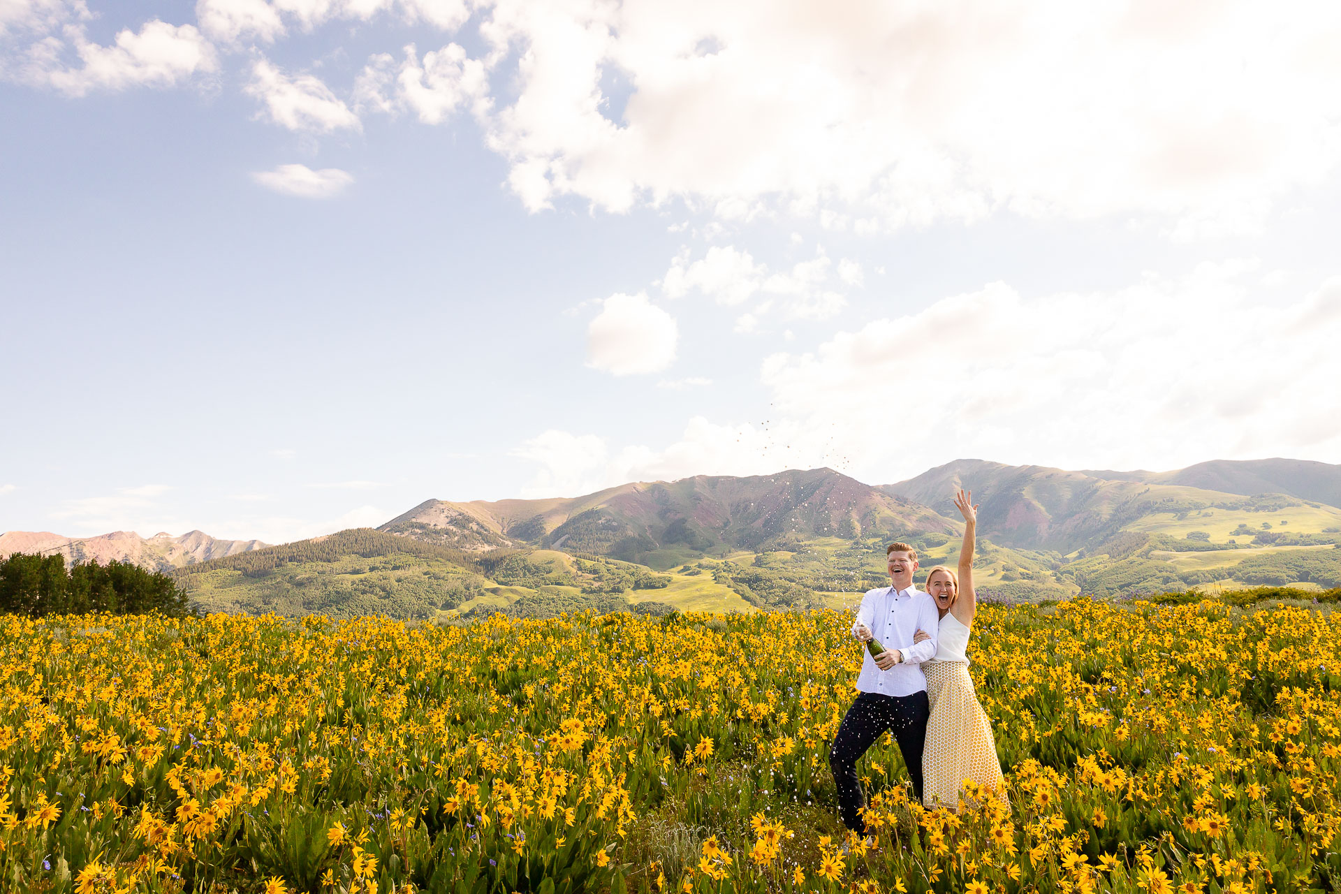 https://mountainmagicmedia.com/wp-content/uploads/2023/07/Crested-Butte-photographer-Gunnison-photographers-Colorado-photography-proposal-engagement-elopement-wedding-venue-boudoir-photo-by-Mountain-Magic-Media-38.jpg