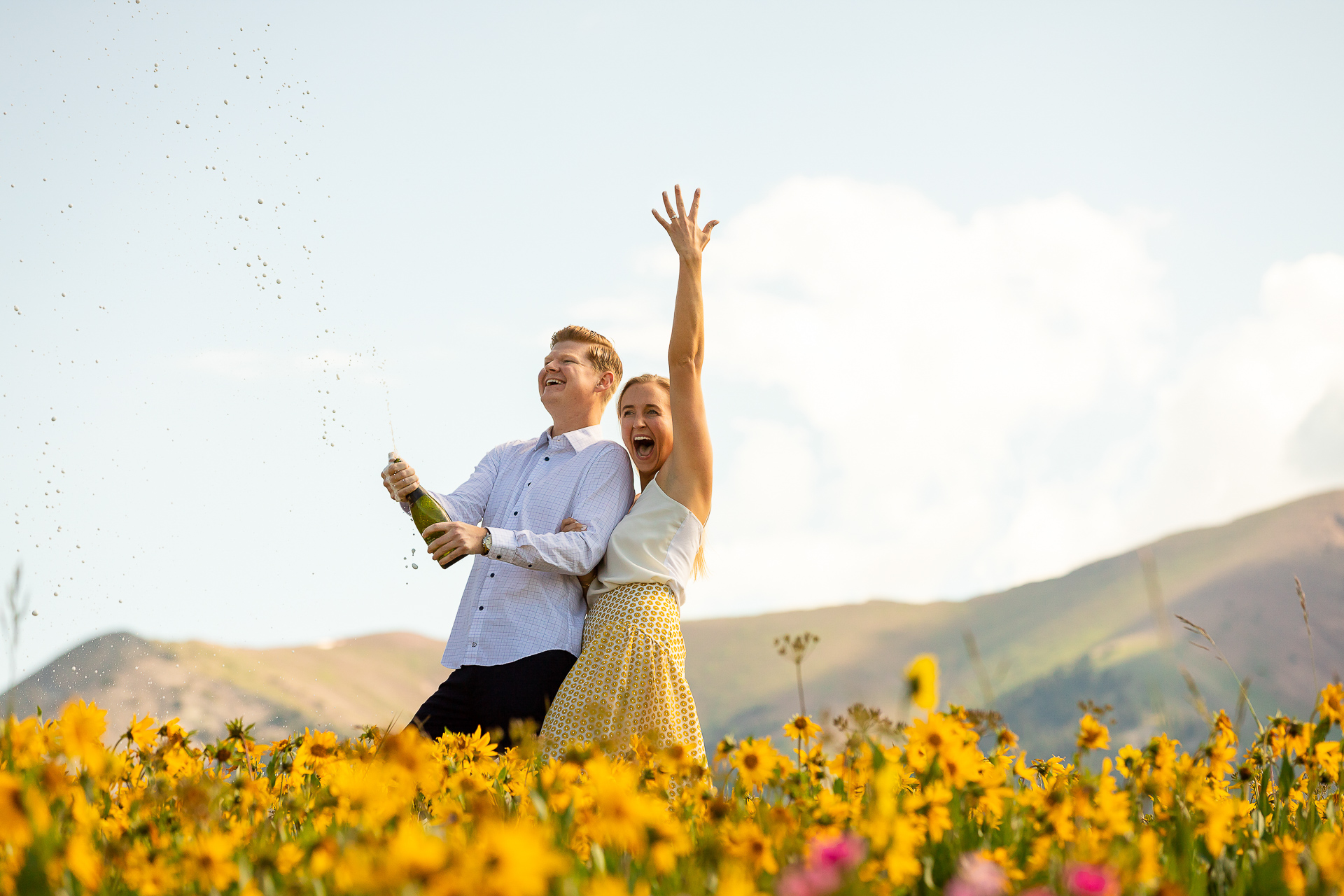 https://mountainmagicmedia.com/wp-content/uploads/2023/07/Crested-Butte-photographer-Gunnison-photographers-Colorado-photography-proposal-engagement-elopement-wedding-venue-boudoir-photo-by-Mountain-Magic-Media-39.jpg