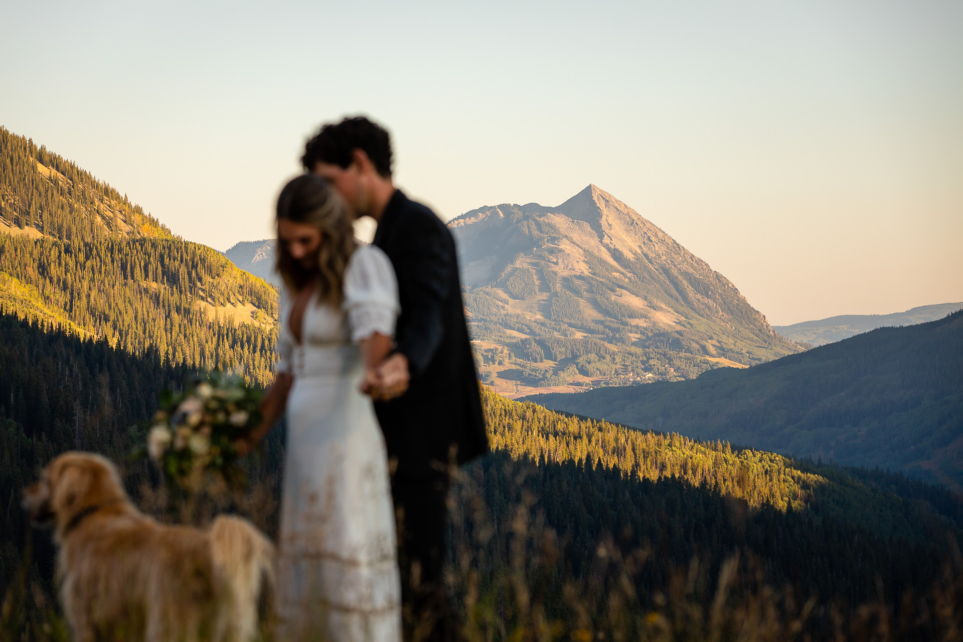 https://mountainmagicmedia.com/wp-content/uploads/2023/07/Crested-Butte-photographer-Gunnison-photographers-Colorado-photography-proposal-engagement-elopement-wedding-venue-boudoir-photo-by-Mountain-Magic-Media-46.jpg