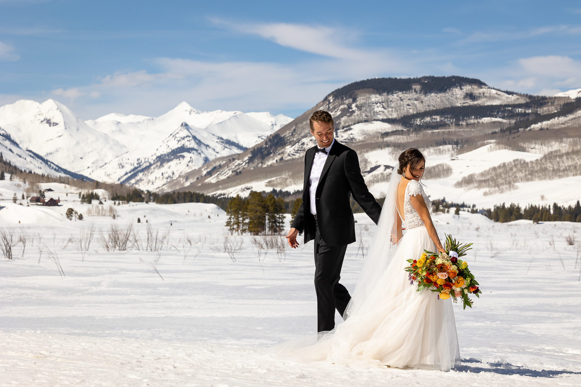 https://mountainmagicmedia.com/wp-content/uploads/2023/07/Crested-Butte-photographer-Gunnison-photographers-Colorado-photography-proposal-engagement-elopement-wedding-venue-boudoir-photo-by-Mountain-Magic-Media-55.jpg