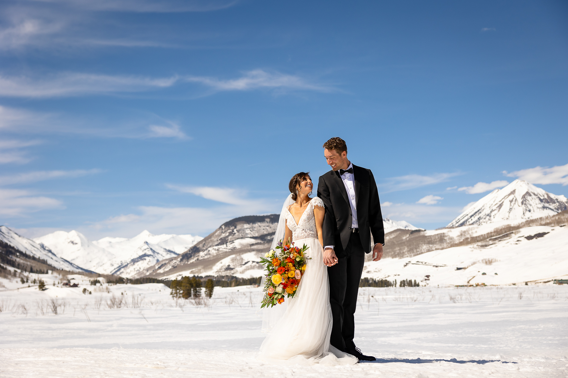 https://mountainmagicmedia.com/wp-content/uploads/2023/07/Crested-Butte-photographer-Gunnison-photographers-Colorado-photography-proposal-engagement-elopement-wedding-venue-boudoir-photo-by-Mountain-Magic-Media-56.jpg