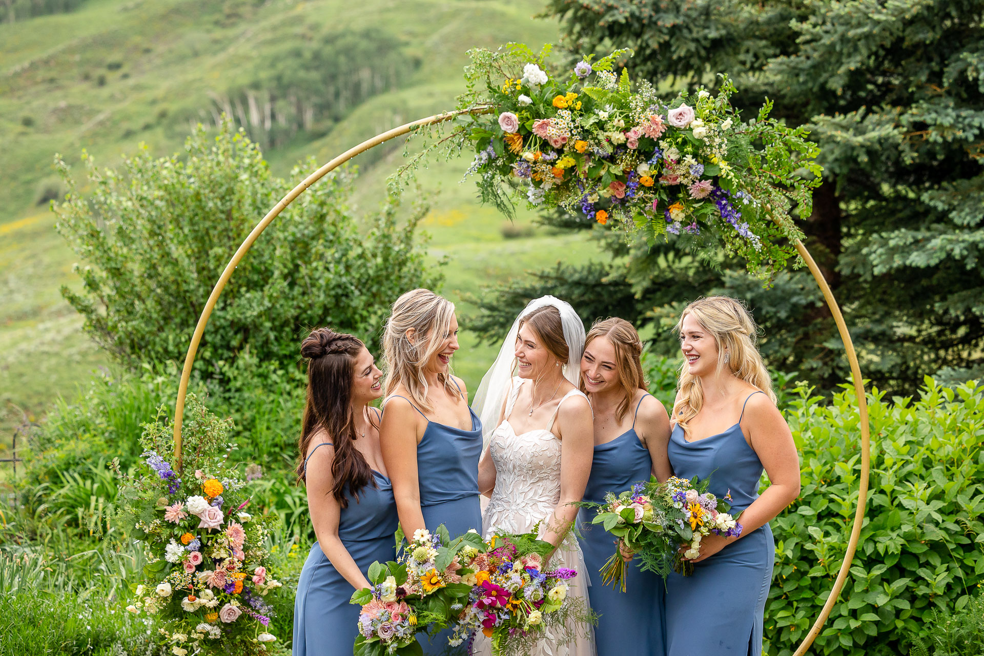 https://mountainmagicmedia.com/wp-content/uploads/2023/07/Crested-Butte-photographer-Gunnison-photographers-Colorado-photography-proposal-engagement-elopement-wedding-venue-boudoir-photo-by-Mountain-Magic-Media-61.jpg