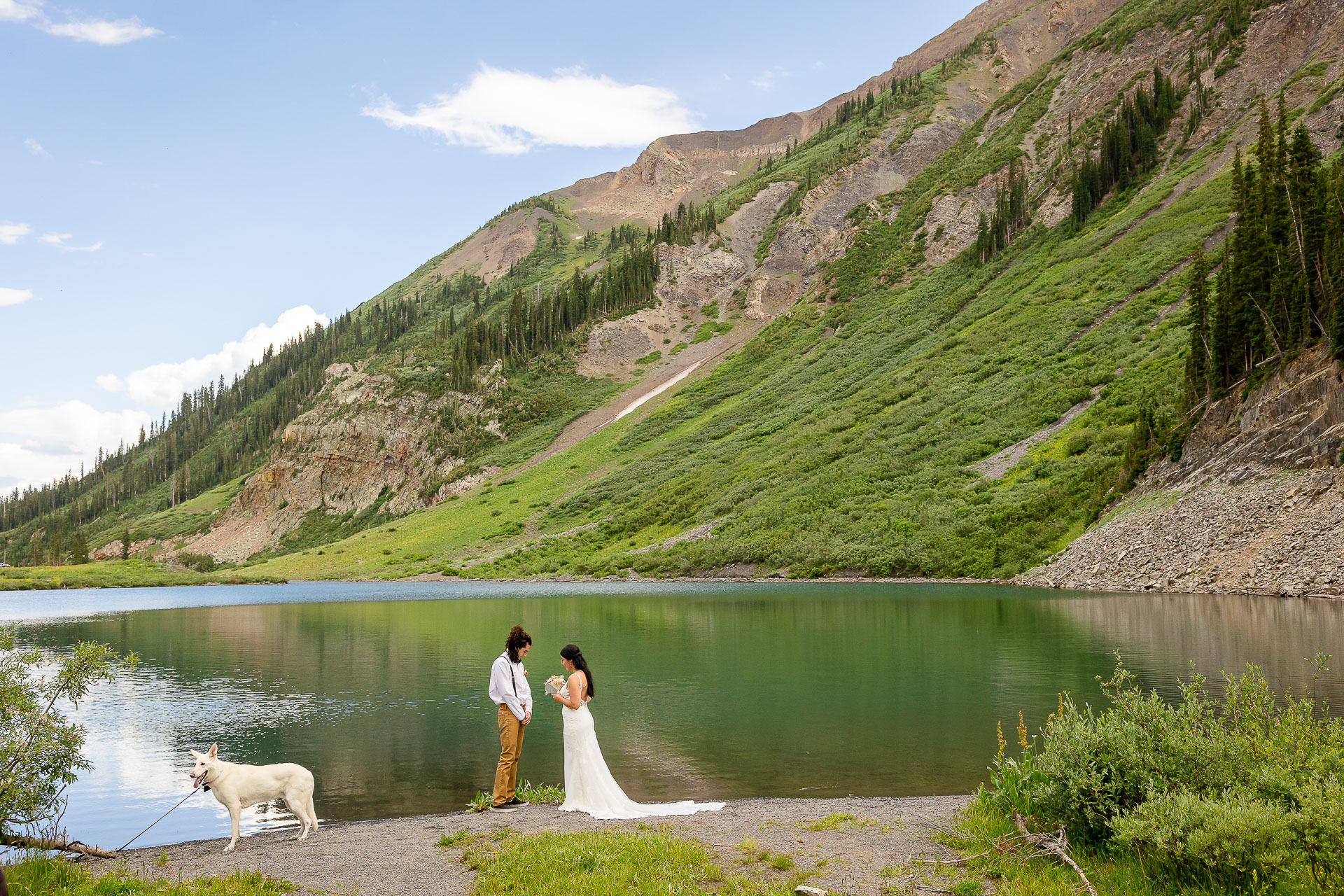 https://mountainmagicmedia.com/wp-content/uploads/2023/07/Crested-Butte-photographer-Gunnison-photographers-Colorado-photography-proposal-engagement-elopement-wedding-venue-boudoir-photo-by-Mountain-Magic-Media-78.jpg