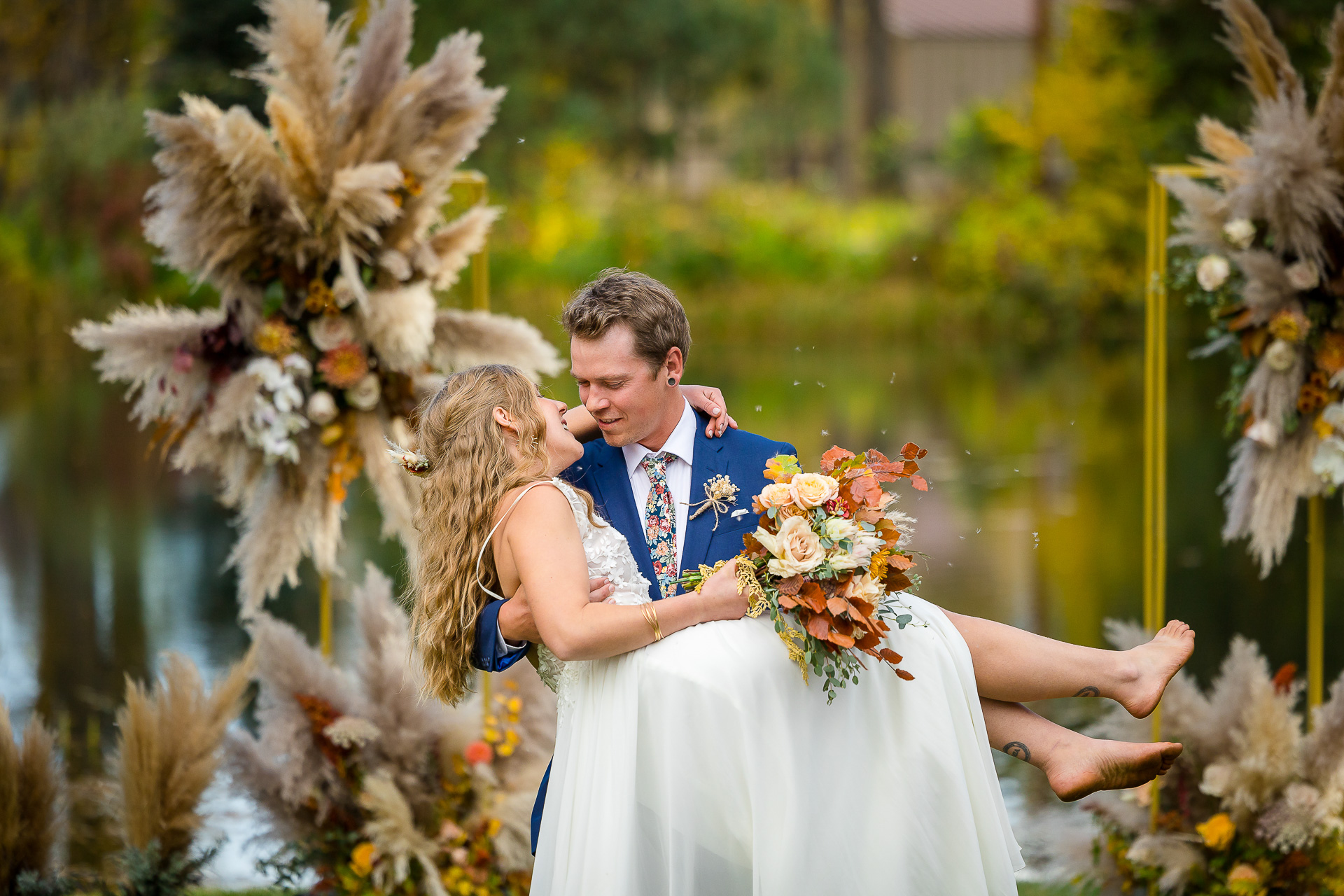 https://mountainmagicmedia.com/wp-content/uploads/2023/07/Crested-Butte-photographer-Gunnison-photographers-Colorado-photography-proposal-engagement-elopement-wedding-venue-boudoir-photo-by-Mountain-Magic-Media-99.jpg