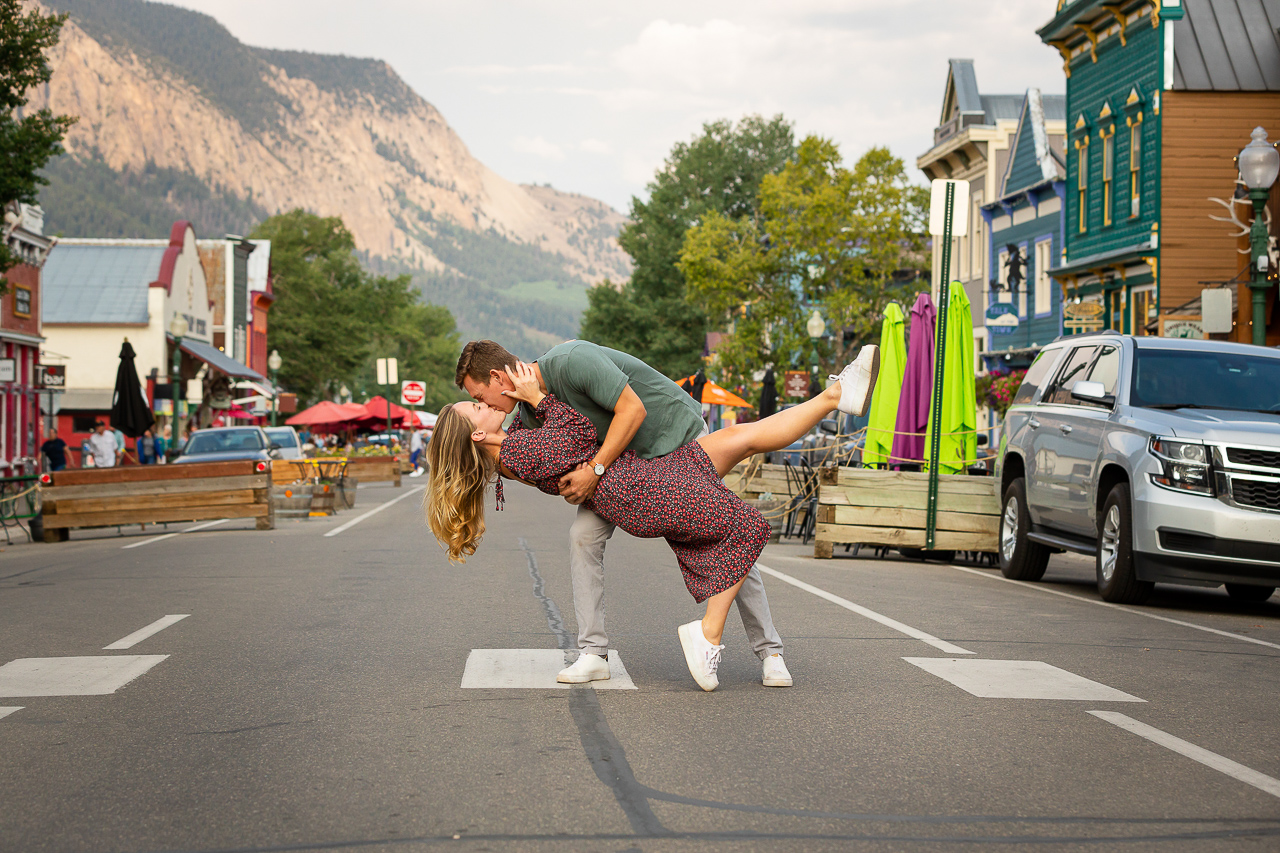 https://mountainmagicmedia.com/wp-content/uploads/2023/07/Crested-Butte-photographer-Gunnison-photographers-Colorado-photography-proposal-engagement-elopement-wedding-venue-photo-by-Mountain-Magic-Media-1035.jpg