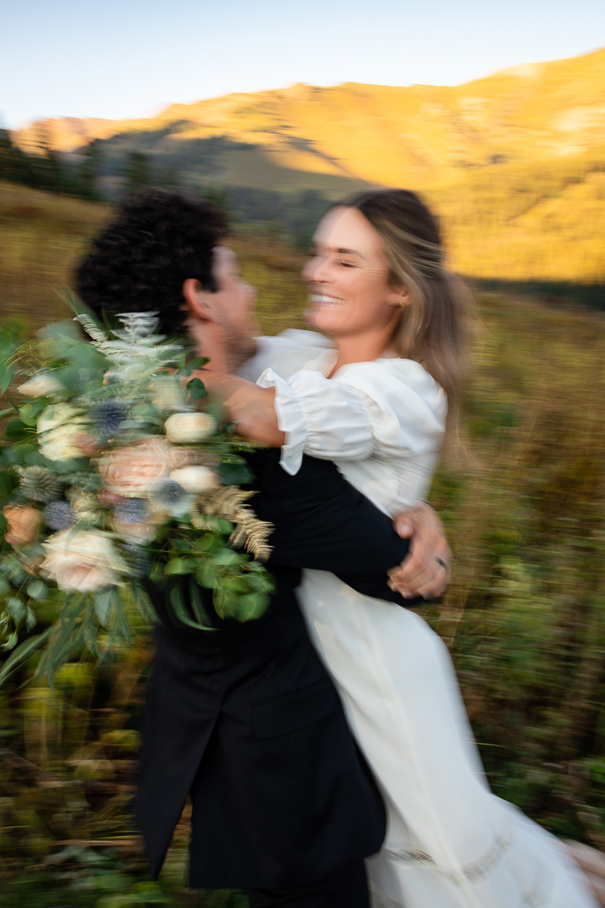 https://mountainmagicmedia.com/wp-content/uploads/2023/07/Crested-Butte-photographer-Gunnison-photographers-Colorado-photography-proposal-engagement-elopement-wedding-venue-photo-by-Mountain-Magic-Media-1052.jpg