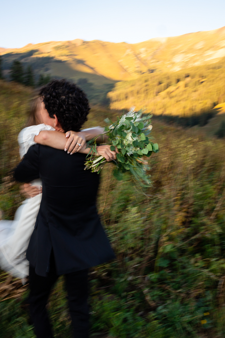 https://mountainmagicmedia.com/wp-content/uploads/2023/07/Crested-Butte-photographer-Gunnison-photographers-Colorado-photography-proposal-engagement-elopement-wedding-venue-photo-by-Mountain-Magic-Media-1053.jpg