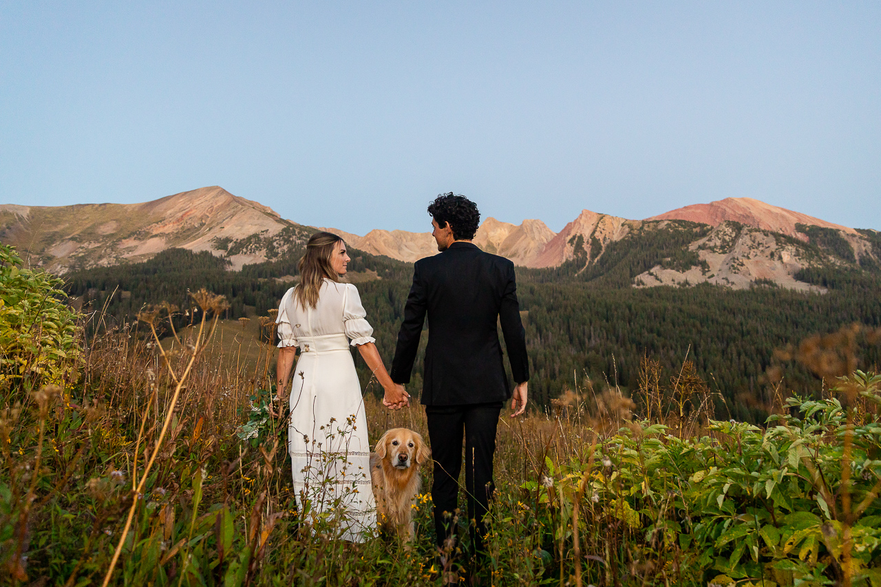 https://mountainmagicmedia.com/wp-content/uploads/2023/07/Crested-Butte-photographer-Gunnison-photographers-Colorado-photography-proposal-engagement-elopement-wedding-venue-photo-by-Mountain-Magic-Media-1068.jpg