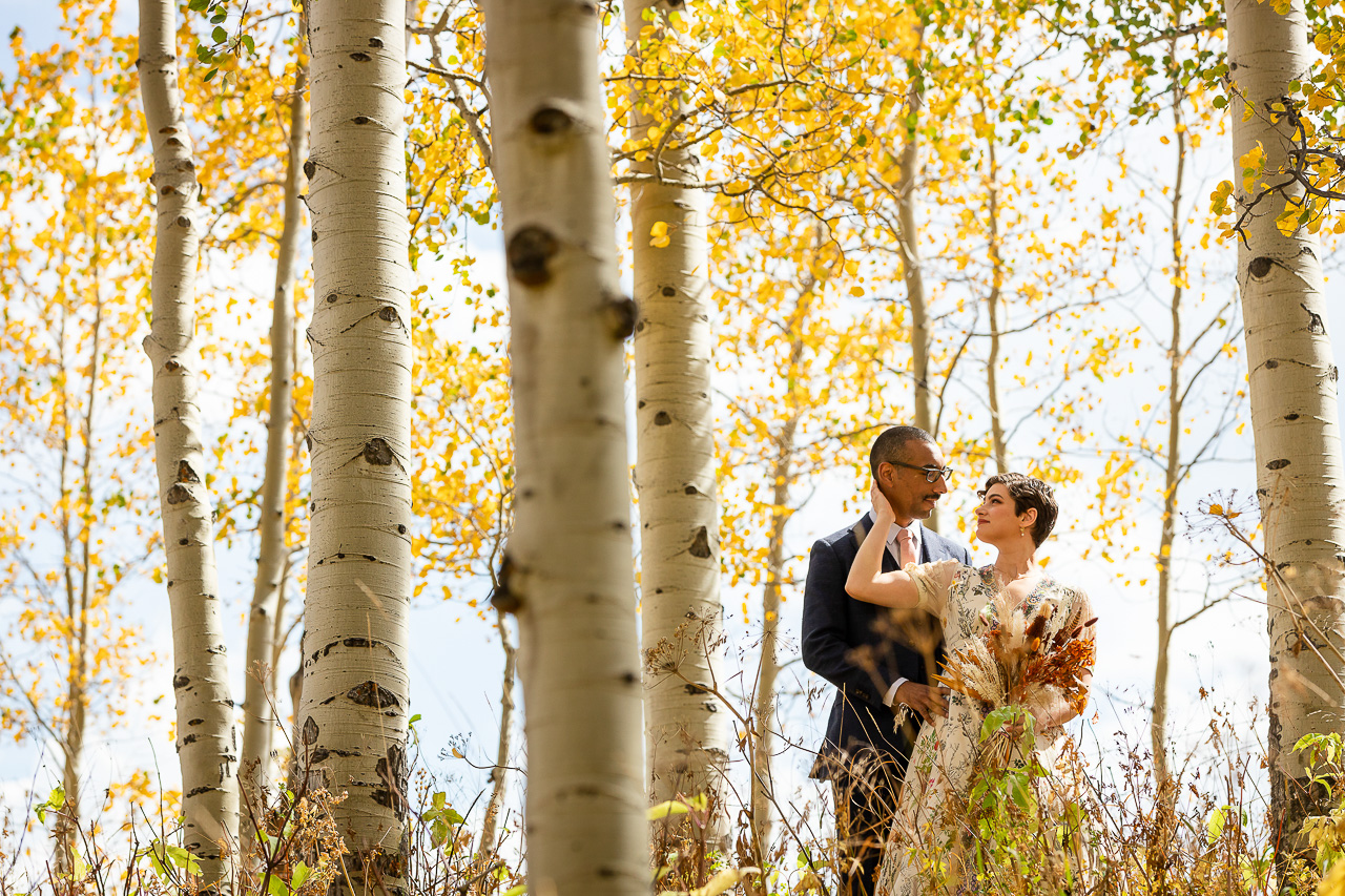 https://mountainmagicmedia.com/wp-content/uploads/2023/07/Crested-Butte-photographer-Gunnison-photographers-Colorado-photography-proposal-engagement-elopement-wedding-venue-photo-by-Mountain-Magic-Media-1077.jpg