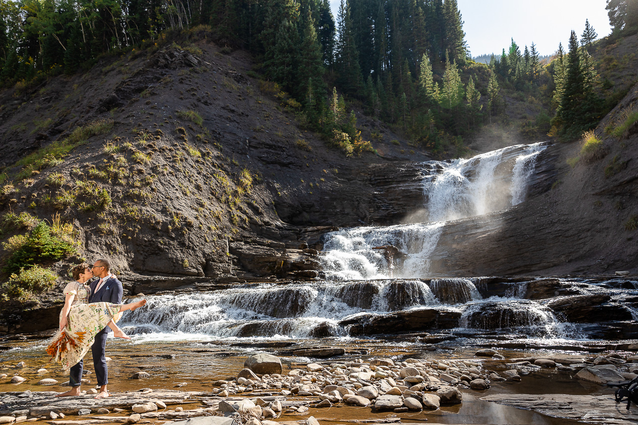 https://mountainmagicmedia.com/wp-content/uploads/2023/07/Crested-Butte-photographer-Gunnison-photographers-Colorado-photography-proposal-engagement-elopement-wedding-venue-photo-by-Mountain-Magic-Media-1108.jpg