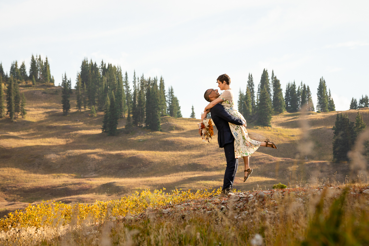 https://mountainmagicmedia.com/wp-content/uploads/2023/07/Crested-Butte-photographer-Gunnison-photographers-Colorado-photography-proposal-engagement-elopement-wedding-venue-photo-by-Mountain-Magic-Media-1116.jpg