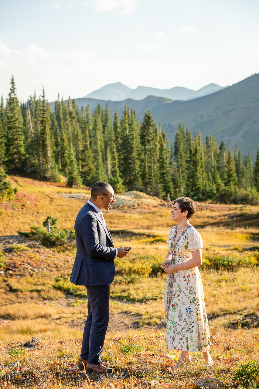 https://mountainmagicmedia.com/wp-content/uploads/2023/07/Crested-Butte-photographer-Gunnison-photographers-Colorado-photography-proposal-engagement-elopement-wedding-venue-photo-by-Mountain-Magic-Media-1134.jpg