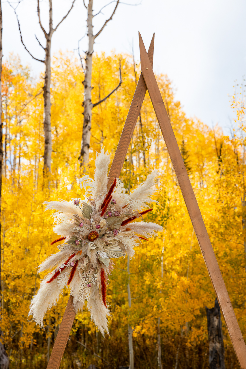 https://mountainmagicmedia.com/wp-content/uploads/2023/07/Crested-Butte-photographer-Gunnison-photographers-Colorado-photography-proposal-engagement-elopement-wedding-venue-photo-by-Mountain-Magic-Media-1193.jpg