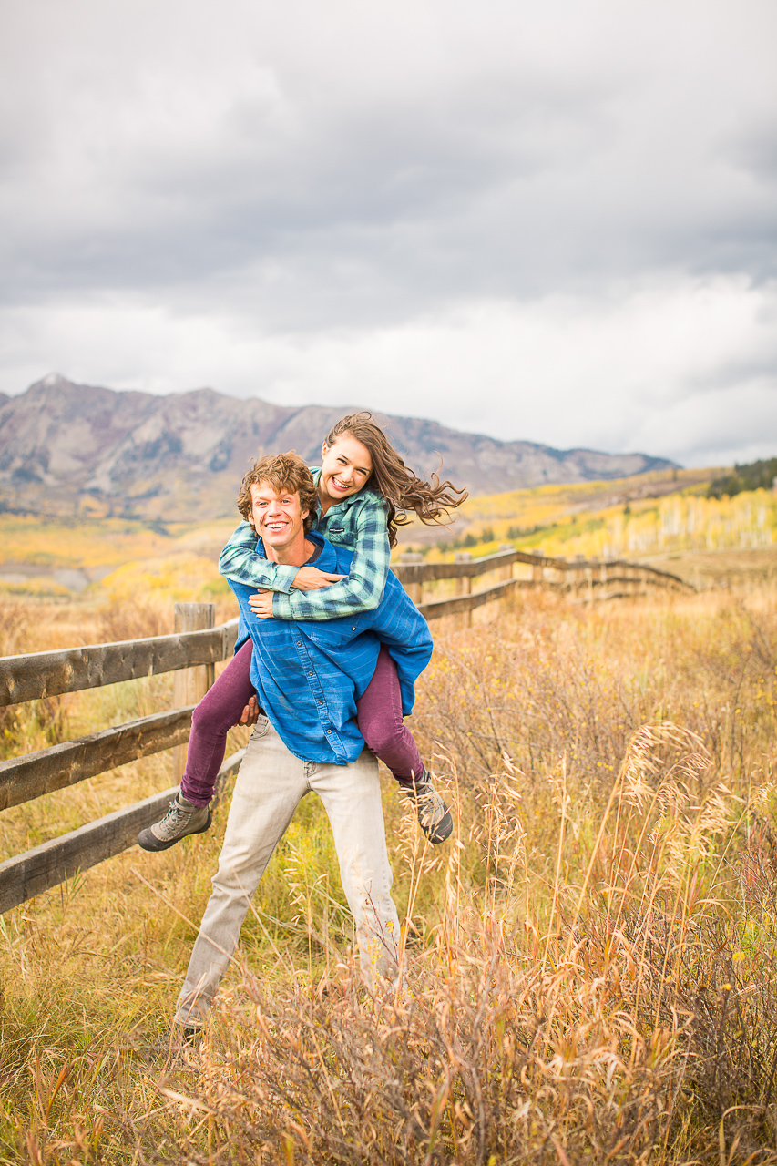 https://mountainmagicmedia.com/wp-content/uploads/2023/07/Crested-Butte-photographer-Gunnison-photographers-Colorado-photography-proposal-engagement-elopement-wedding-venue-photo-by-Mountain-Magic-Media-12-1.jpg
