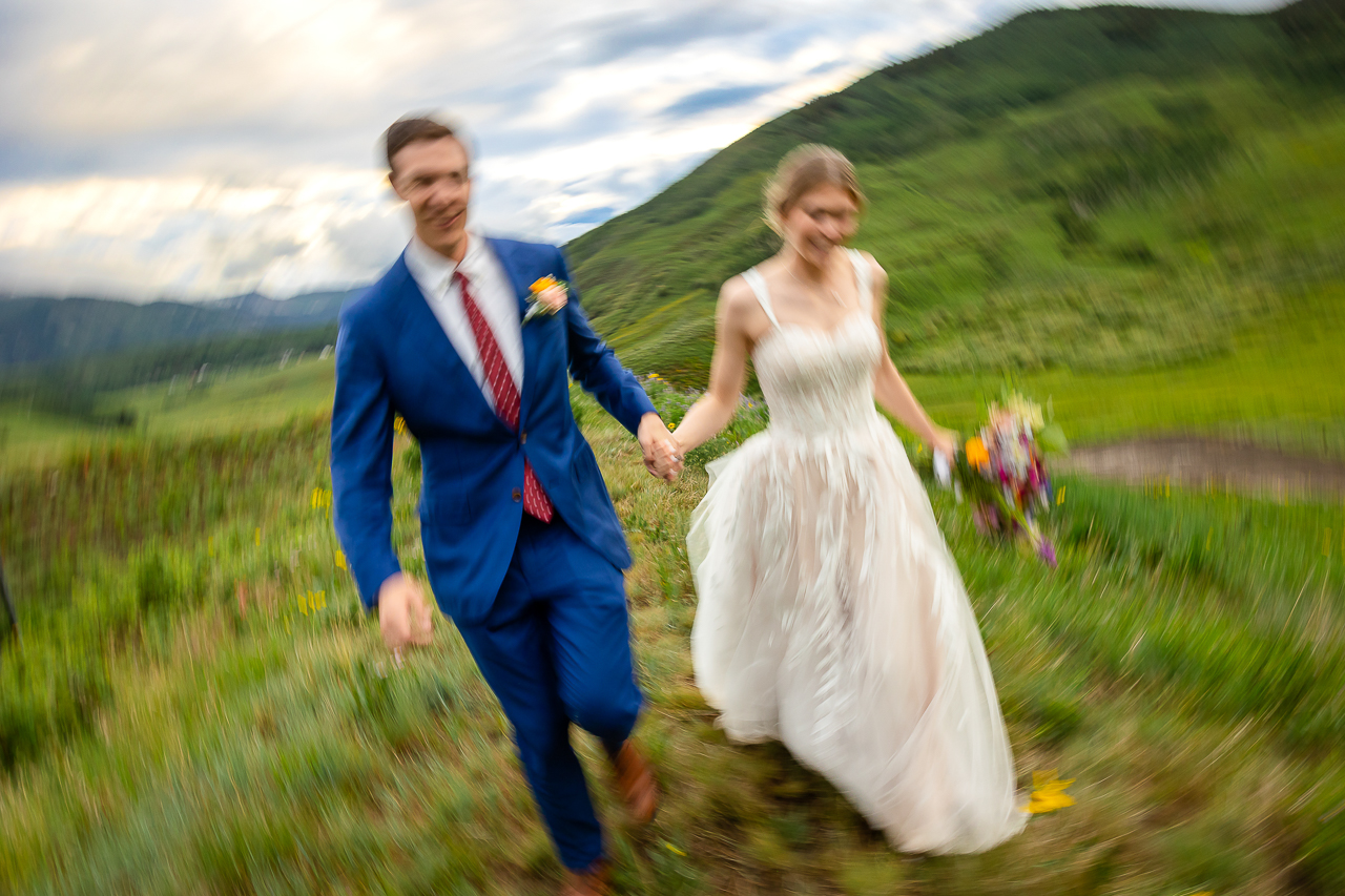 https://mountainmagicmedia.com/wp-content/uploads/2023/07/Crested-Butte-photographer-Gunnison-photographers-Colorado-photography-proposal-engagement-elopement-wedding-venue-photo-by-Mountain-Magic-Media-1633.jpg