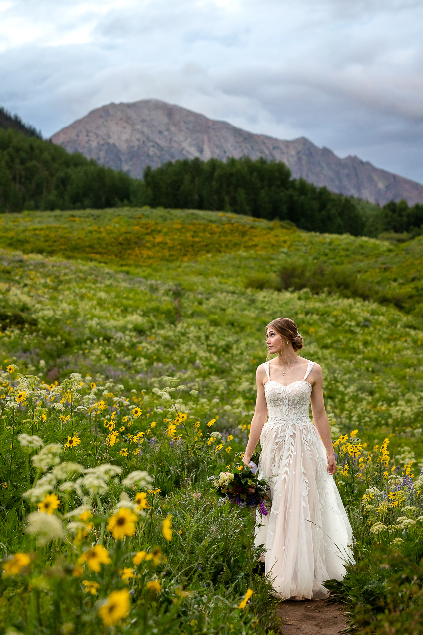 https://mountainmagicmedia.com/wp-content/uploads/2023/07/Crested-Butte-photographer-Gunnison-photographers-Colorado-photography-proposal-engagement-elopement-wedding-venue-photo-by-Mountain-Magic-Media-1644.jpg