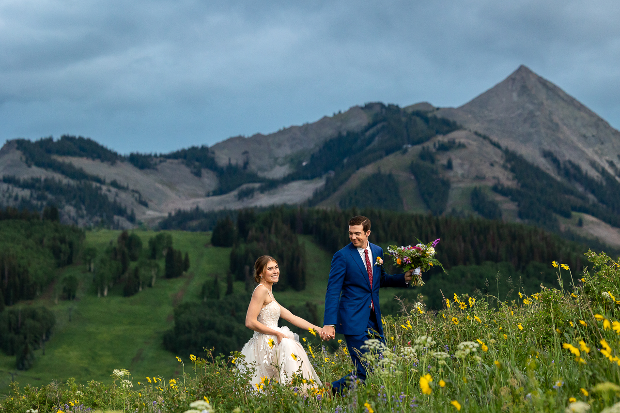 https://mountainmagicmedia.com/wp-content/uploads/2023/07/Crested-Butte-photographer-Gunnison-photographers-Colorado-photography-proposal-engagement-elopement-wedding-venue-photo-by-Mountain-Magic-Media-1648.jpg