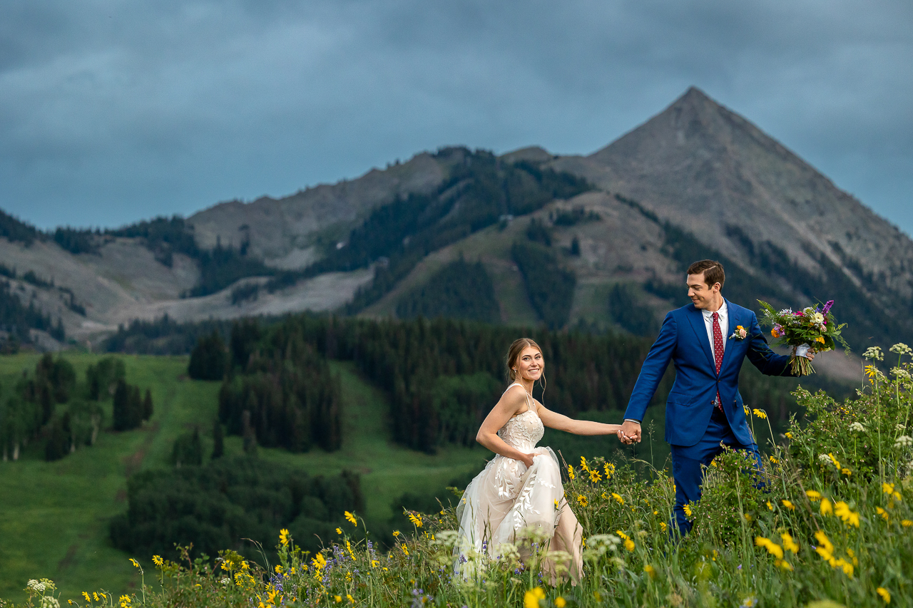 https://mountainmagicmedia.com/wp-content/uploads/2023/07/Crested-Butte-photographer-Gunnison-photographers-Colorado-photography-proposal-engagement-elopement-wedding-venue-photo-by-Mountain-Magic-Media-1649.jpg