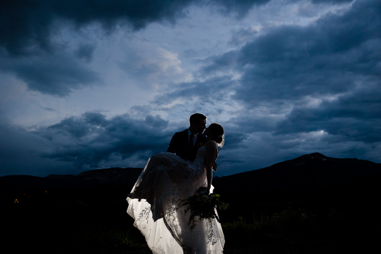 https://mountainmagicmedia.com/wp-content/uploads/2023/07/Crested-Butte-photographer-Gunnison-photographers-Colorado-photography-proposal-engagement-elopement-wedding-venue-photo-by-Mountain-Magic-Media-1666.jpg