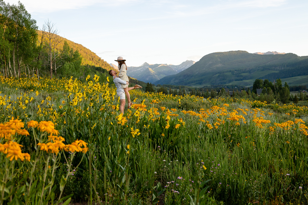 https://mountainmagicmedia.com/wp-content/uploads/2023/07/Crested-Butte-photographer-Gunnison-photographers-Colorado-photography-proposal-engagement-elopement-wedding-venue-photo-by-Mountain-Magic-Media-1706.jpg