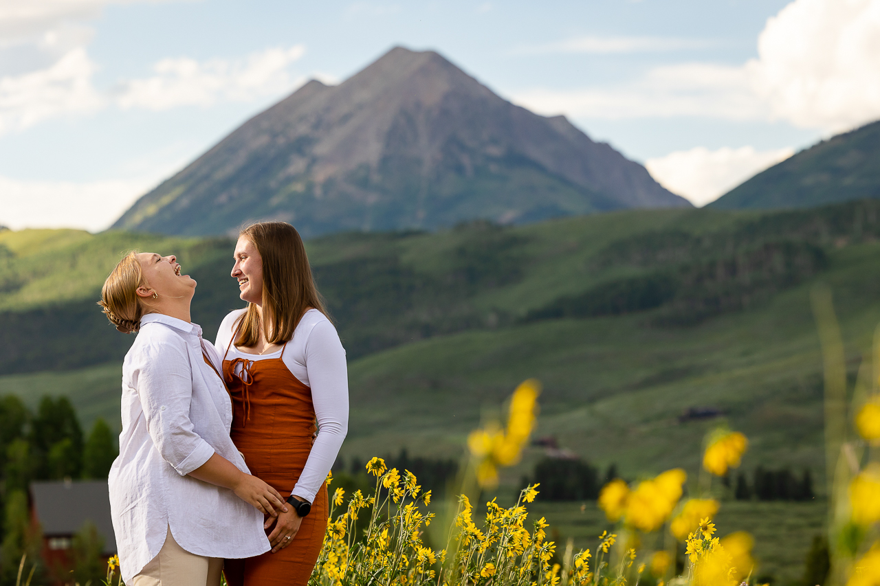 https://mountainmagicmedia.com/wp-content/uploads/2023/07/Crested-Butte-photographer-Gunnison-photographers-Colorado-photography-proposal-engagement-elopement-wedding-venue-photo-by-Mountain-Magic-Media-1735.jpg