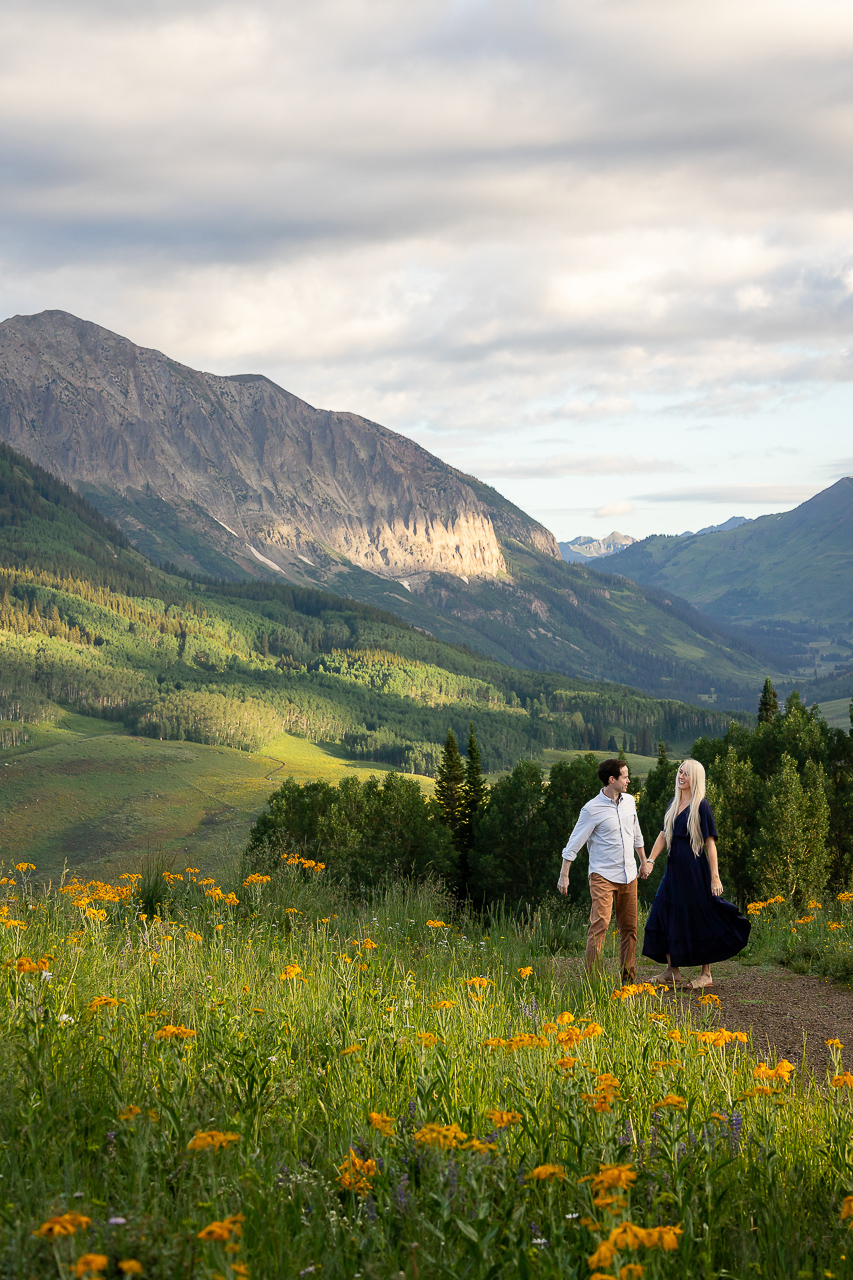 https://mountainmagicmedia.com/wp-content/uploads/2023/07/Crested-Butte-photographer-Gunnison-photographers-Colorado-photography-proposal-engagement-elopement-wedding-venue-photo-by-Mountain-Magic-Media-1762.jpg