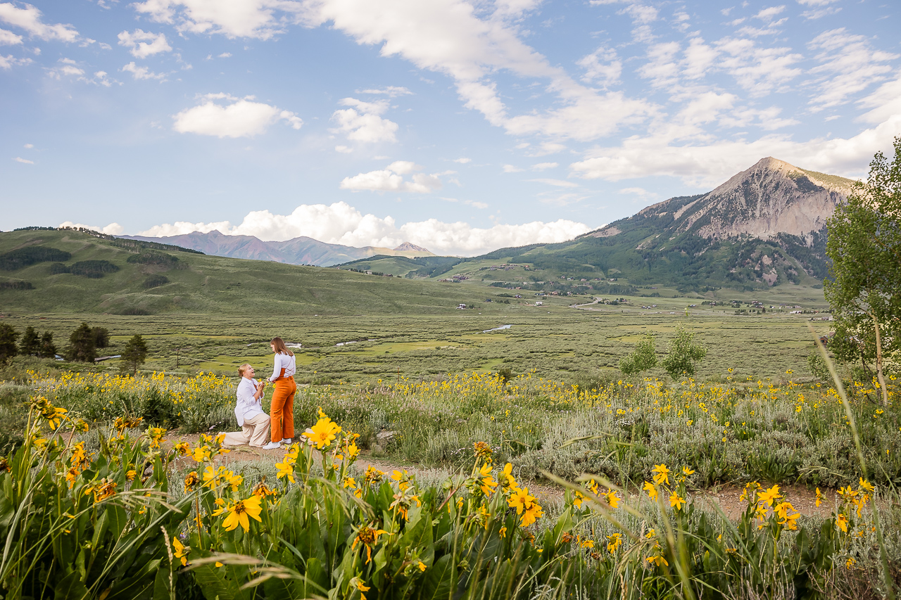 https://mountainmagicmedia.com/wp-content/uploads/2023/07/Crested-Butte-photographer-Gunnison-photographers-Colorado-photography-proposal-engagement-elopement-wedding-venue-photo-by-Mountain-Magic-Media-18.jpg