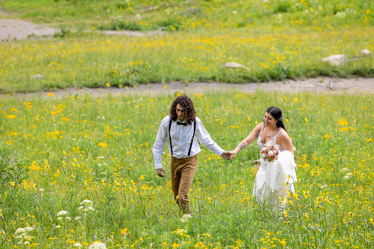 Emerald Lake vows outlovers vow of the wild Adventure Instead elope Crested Butte photographer Gunnison photographers Colorado photography - proposal engagement elopement wedding venue - photo by Mountain Magic Media