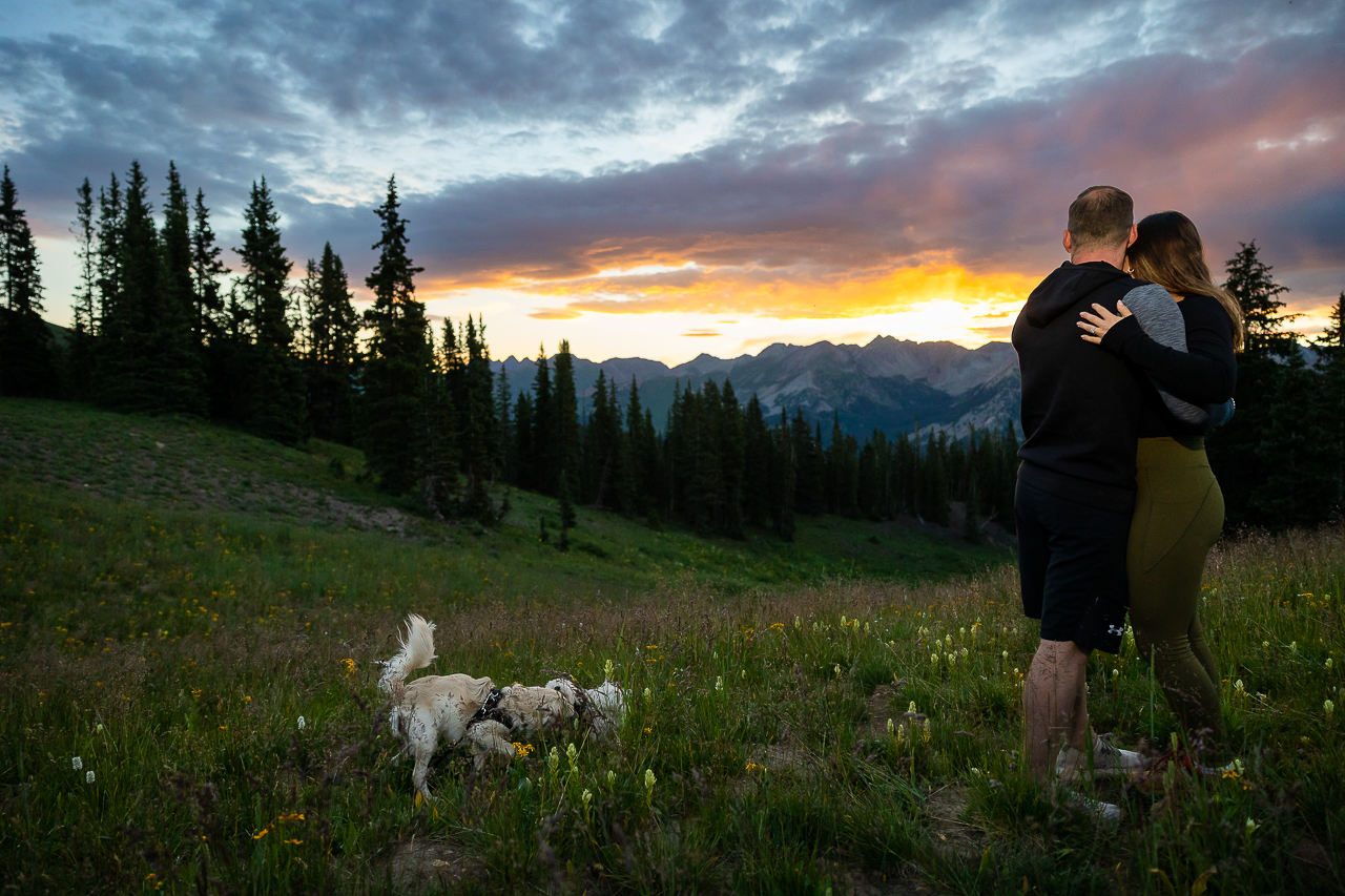 https://mountainmagicmedia.com/wp-content/uploads/2023/07/Crested-Butte-photographer-Gunnison-photographers-Colorado-photography-proposal-engagement-elopement-wedding-venue-photo-by-Mountain-Magic-Media-1899.jpg