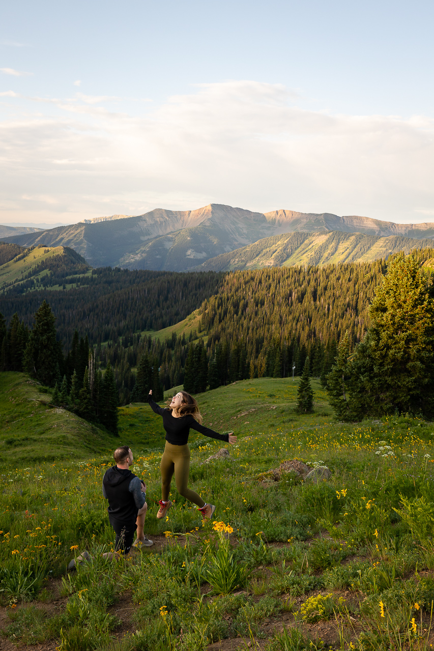 https://mountainmagicmedia.com/wp-content/uploads/2023/07/Crested-Butte-photographer-Gunnison-photographers-Colorado-photography-proposal-engagement-elopement-wedding-venue-photo-by-Mountain-Magic-Media-1926.jpg