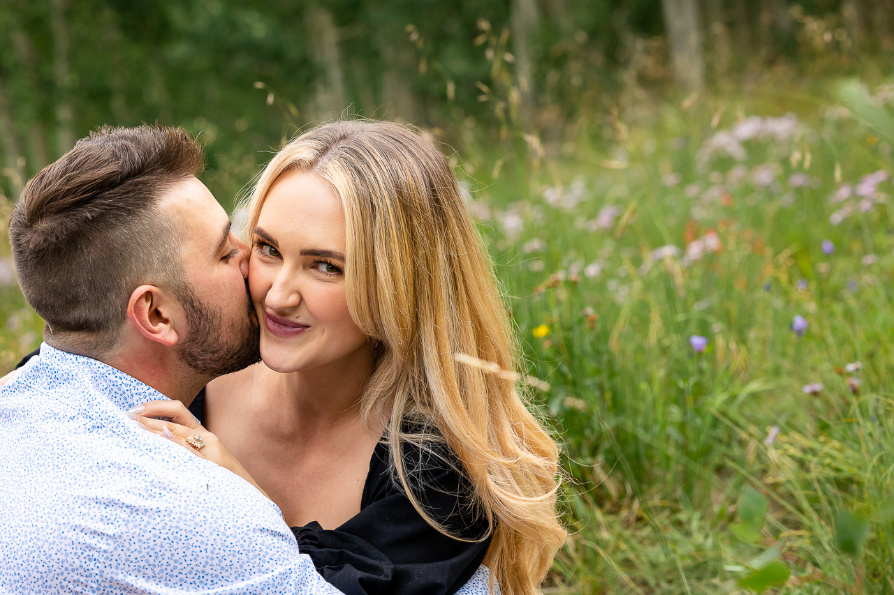 https://mountainmagicmedia.com/wp-content/uploads/2023/07/Crested-Butte-photographer-Gunnison-photographers-Colorado-photography-proposal-engagement-elopement-wedding-venue-photo-by-Mountain-Magic-Media-1995.jpg