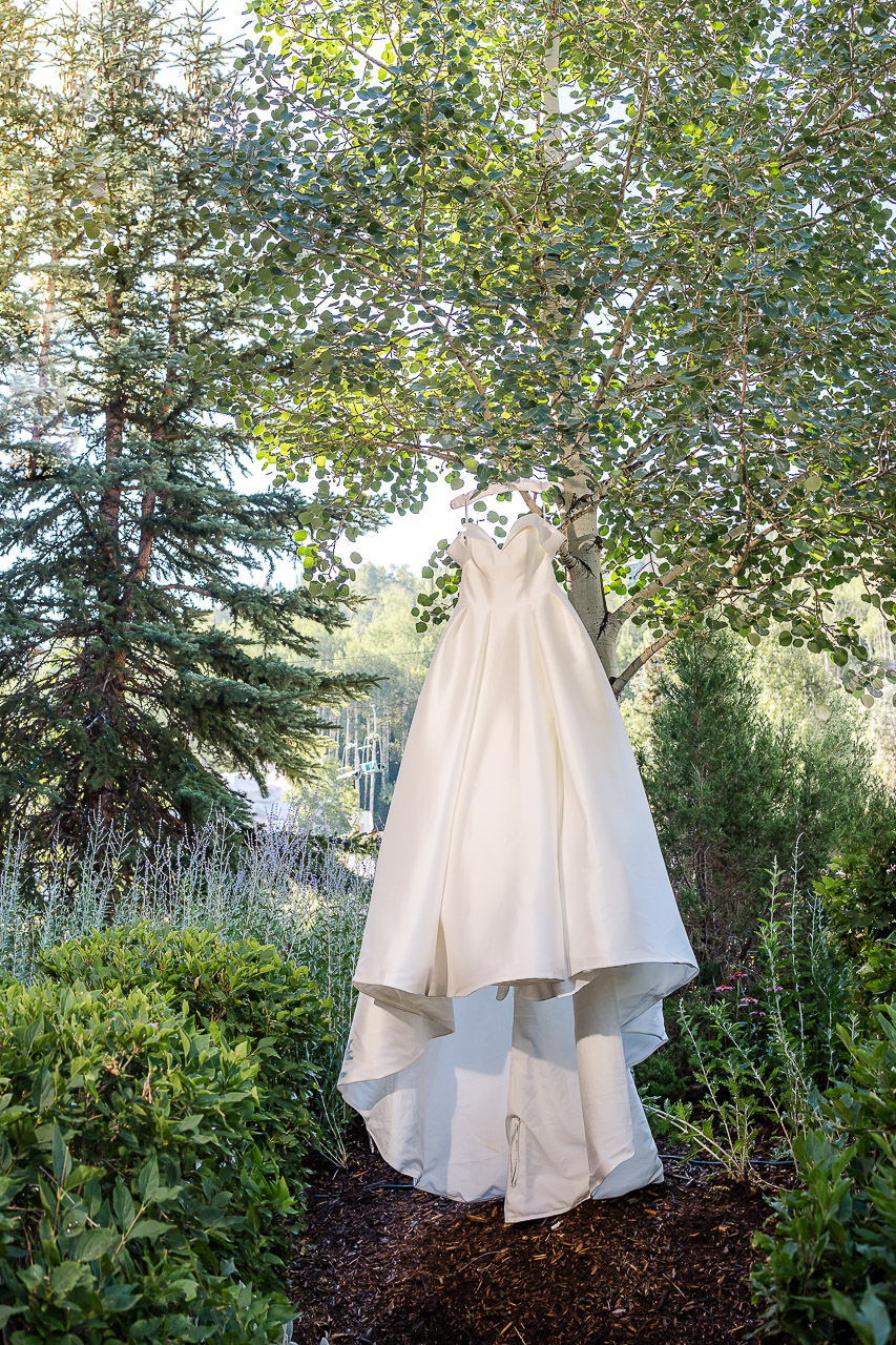 Aspen Maroon Bells view adventure instead vow of the wild outlovers vows newlyweds couple Crested Butte photographer Gunnison photographers Colorado photography - proposal engagement elopement wedding venue - photo by Mountain Magic Media