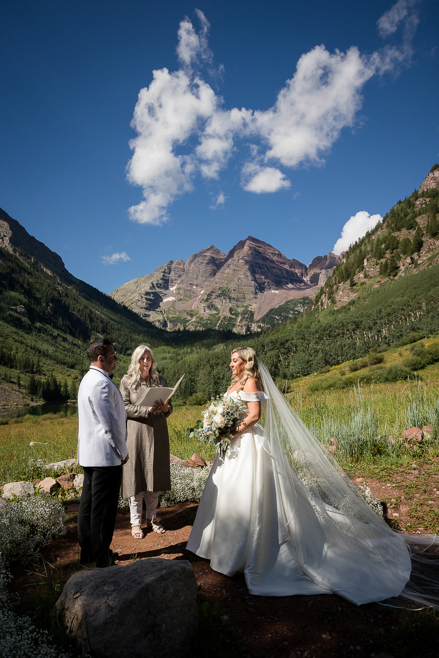 Aspen Maroon Bells view adventure instead vow of the wild outlovers vows newlyweds couple Crested Butte photographer Gunnison photographers Colorado photography - proposal engagement elopement wedding venue - photo by Mountain Magic Media