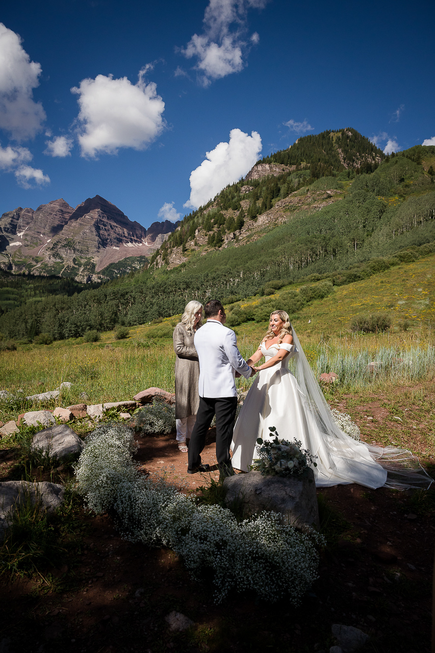 Aspen Maroon Bells view adventure instead vow of the wild outlovers vows newlyweds couple Crested Butte photographer Gunnison photographers Colorado photography - proposal engagement elopement wedding venue - photo by Mountain Magic Media