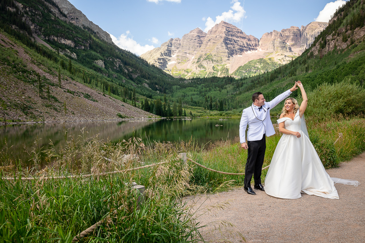 Aspen Maroon Bells view adventure instead vow of the wild outlovers vows newlyweds couple Crested Butte photographer Gunnison photographers Colorado photography - proposal engagement elopement wedding venue - photo by Mountain Magic Media