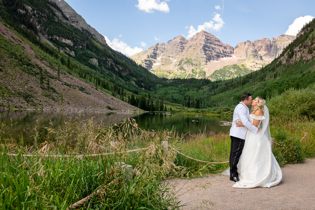 Aspen Maroon Bells view adventure instead vow of the wild outlovers vows newlyweds couple Crested Butte photographer Gunnison photographers Colorado photography - proposal engagement elopement wedding venue - photo by Mountain Magic Media