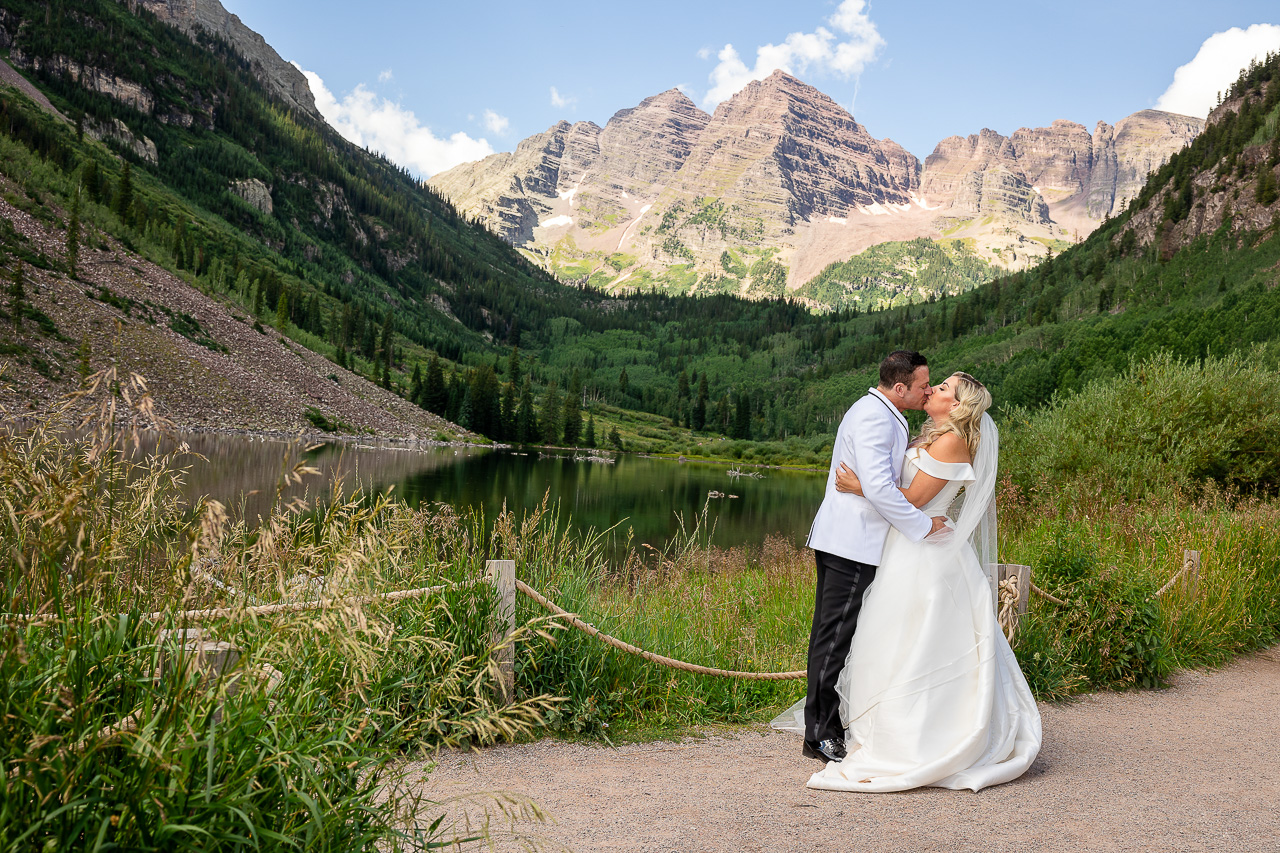 Aspen Maroon Bells view adventure instead vow of the wild outlovers vows newlyweds couple Crested Butte photographer Gunnison photographers Colorado photography - proposal engagement elopement wedding venue - photo by Mountain Magic Media