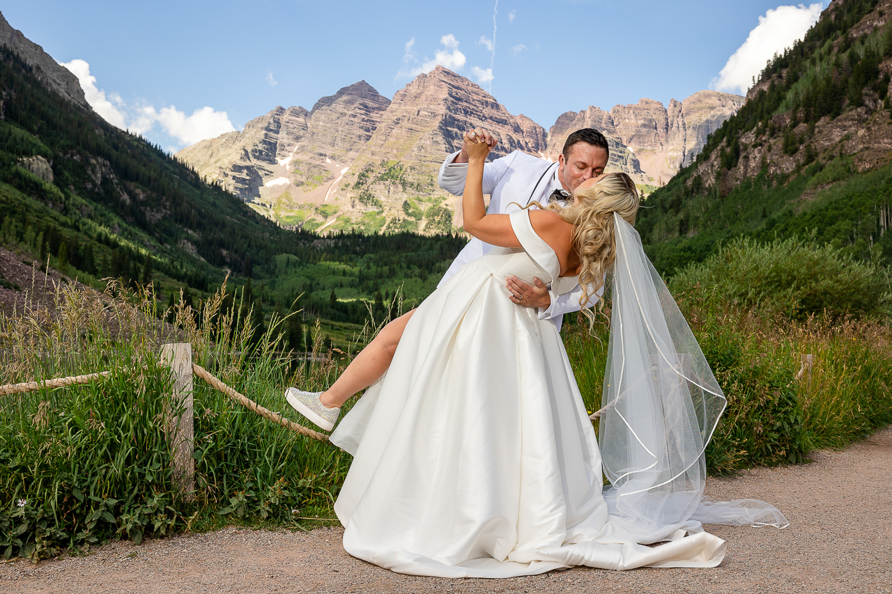 Aspen Maroon Bells view adventure instead vow of the wild outlovers vows newlyweds couple Crested Butte photographer Gunnison photographers Colorado photography - proposal engagement elopement wedding venue - photo by Mountain Magic Media