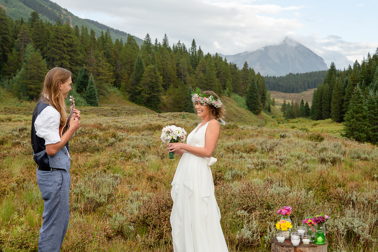 https://mountainmagicmedia.com/wp-content/uploads/2023/07/Crested-Butte-photographer-Gunnison-photographers-Colorado-photography-proposal-engagement-elopement-wedding-venue-photo-by-Mountain-Magic-Media-2168.jpg