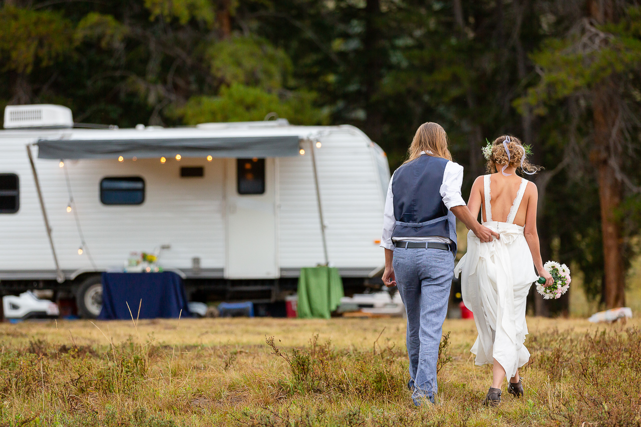 https://mountainmagicmedia.com/wp-content/uploads/2023/07/Crested-Butte-photographer-Gunnison-photographers-Colorado-photography-proposal-engagement-elopement-wedding-venue-photo-by-Mountain-Magic-Media-2176.jpg