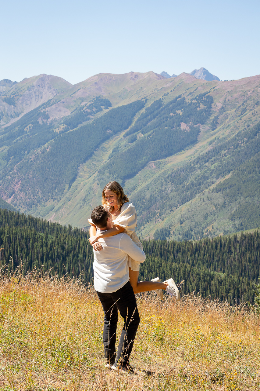 https://mountainmagicmedia.com/wp-content/uploads/2023/07/Crested-Butte-photographer-Gunnison-photographers-Colorado-photography-proposal-engagement-elopement-wedding-venue-photo-by-Mountain-Magic-Media-2209.jpg