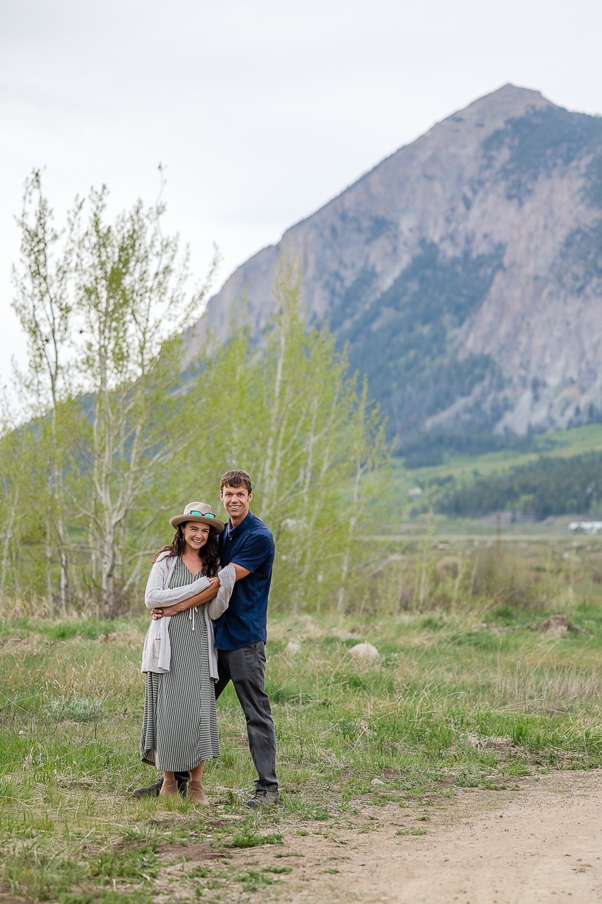 https://mountainmagicmedia.com/wp-content/uploads/2023/07/Crested-Butte-photographer-Gunnison-photographers-Colorado-photography-proposal-engagement-elopement-wedding-venue-photo-by-Mountain-Magic-Media-223.jpg