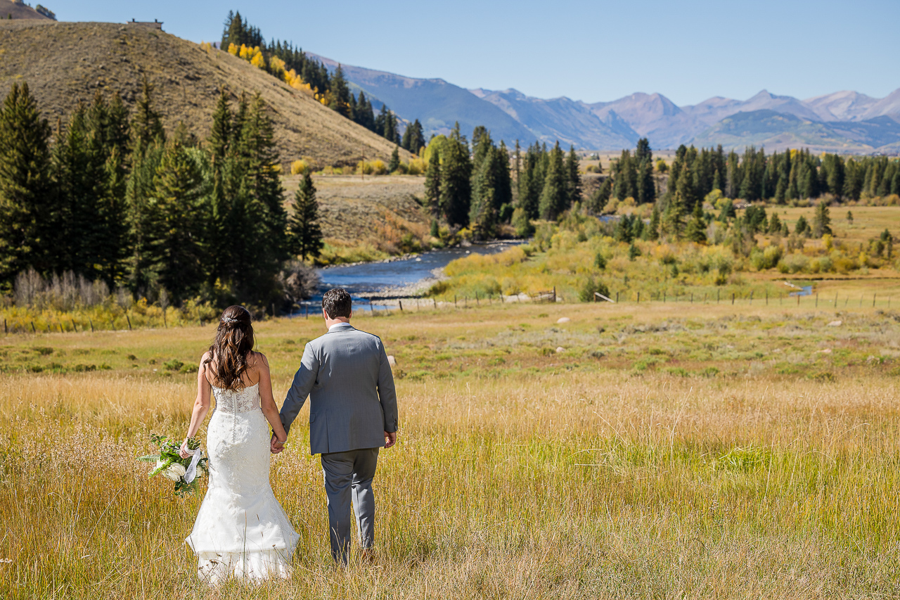 https://mountainmagicmedia.com/wp-content/uploads/2023/07/Crested-Butte-photographer-Gunnison-photographers-Colorado-photography-proposal-engagement-elopement-wedding-venue-photo-by-Mountain-Magic-Media-2244.jpg