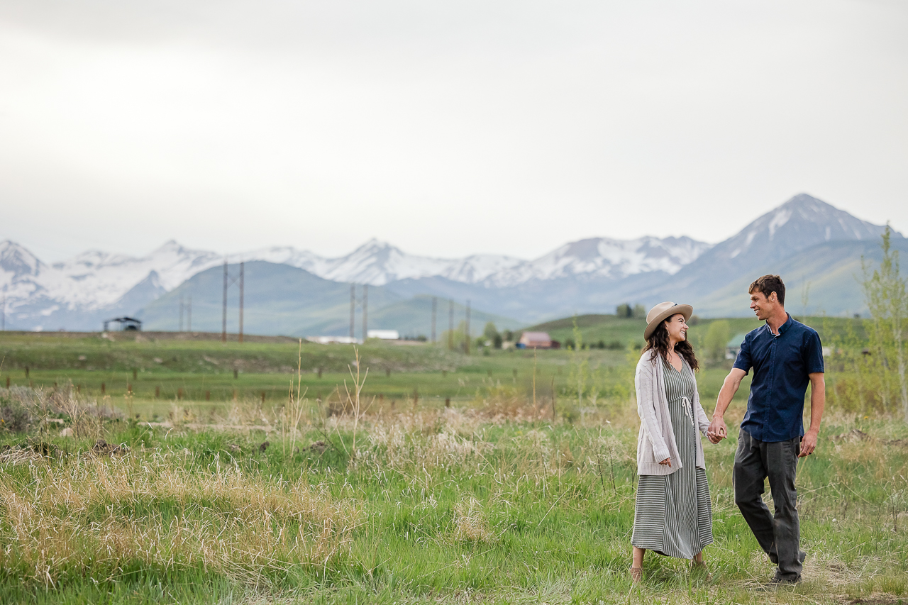 https://mountainmagicmedia.com/wp-content/uploads/2023/07/Crested-Butte-photographer-Gunnison-photographers-Colorado-photography-proposal-engagement-elopement-wedding-venue-photo-by-Mountain-Magic-Media-227.jpg