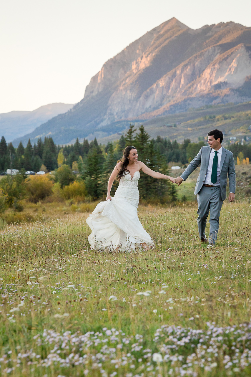 https://mountainmagicmedia.com/wp-content/uploads/2023/07/Crested-Butte-photographer-Gunnison-photographers-Colorado-photography-proposal-engagement-elopement-wedding-venue-photo-by-Mountain-Magic-Media-2274.jpg