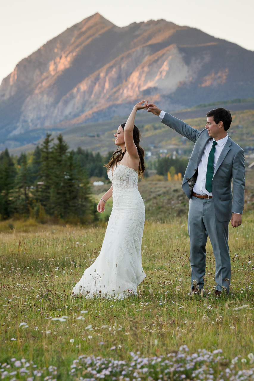 https://mountainmagicmedia.com/wp-content/uploads/2023/07/Crested-Butte-photographer-Gunnison-photographers-Colorado-photography-proposal-engagement-elopement-wedding-venue-photo-by-Mountain-Magic-Media-2276.jpg