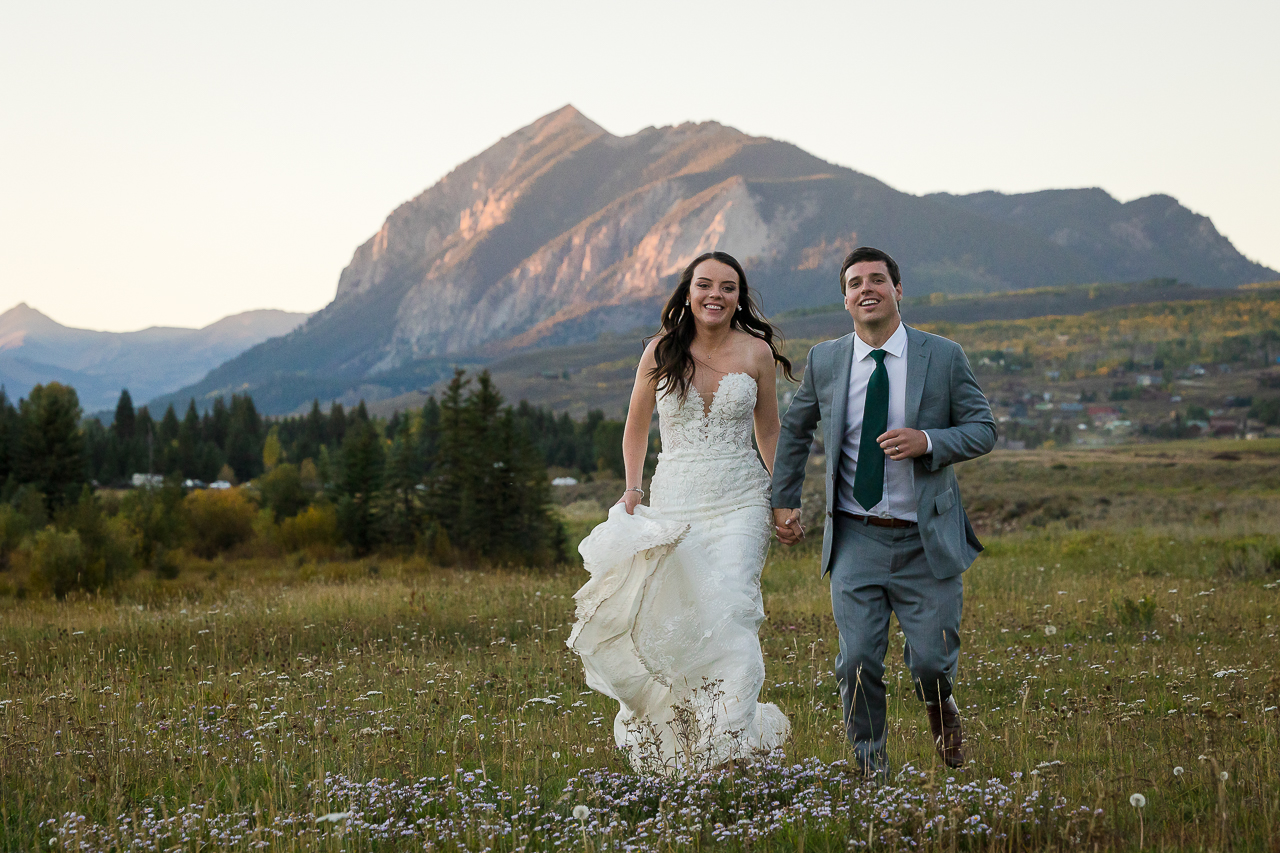 https://mountainmagicmedia.com/wp-content/uploads/2023/07/Crested-Butte-photographer-Gunnison-photographers-Colorado-photography-proposal-engagement-elopement-wedding-venue-photo-by-Mountain-Magic-Media-2278.jpg