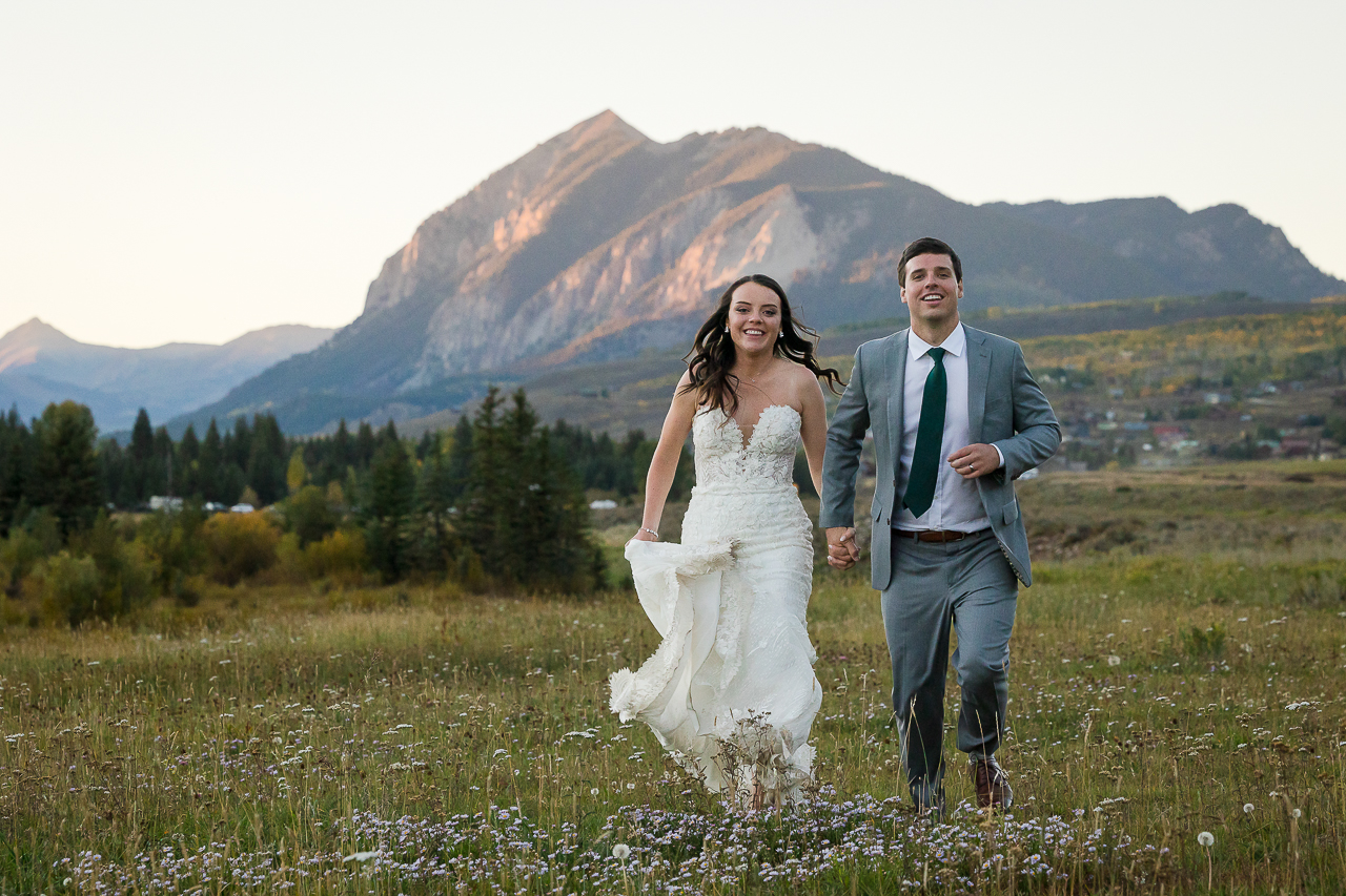 https://mountainmagicmedia.com/wp-content/uploads/2023/07/Crested-Butte-photographer-Gunnison-photographers-Colorado-photography-proposal-engagement-elopement-wedding-venue-photo-by-Mountain-Magic-Media-2279.jpg