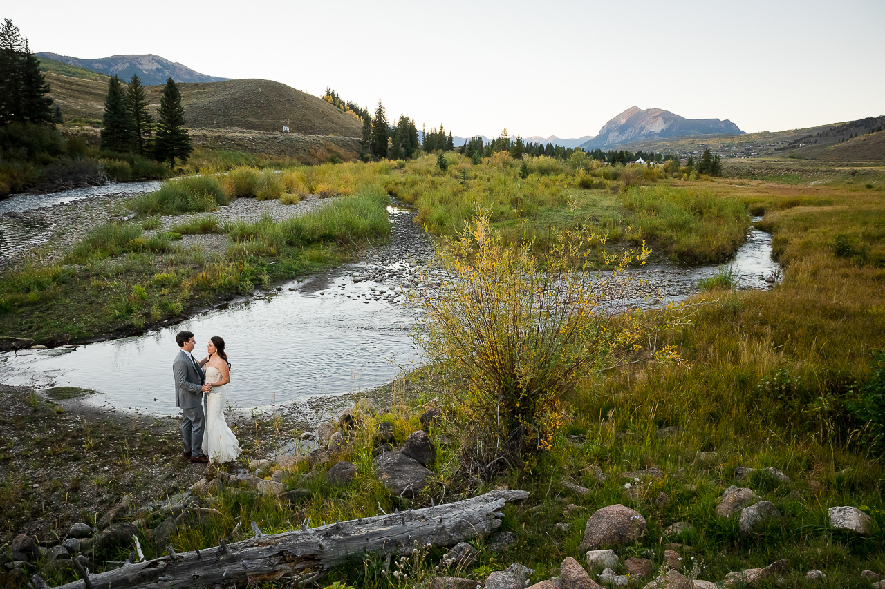 https://mountainmagicmedia.com/wp-content/uploads/2023/07/Crested-Butte-photographer-Gunnison-photographers-Colorado-photography-proposal-engagement-elopement-wedding-venue-photo-by-Mountain-Magic-Media-2286.jpg