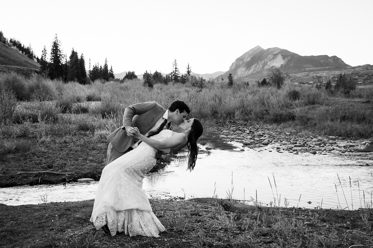 https://mountainmagicmedia.com/wp-content/uploads/2023/07/Crested-Butte-photographer-Gunnison-photographers-Colorado-photography-proposal-engagement-elopement-wedding-venue-photo-by-Mountain-Magic-Media-2293.jpg